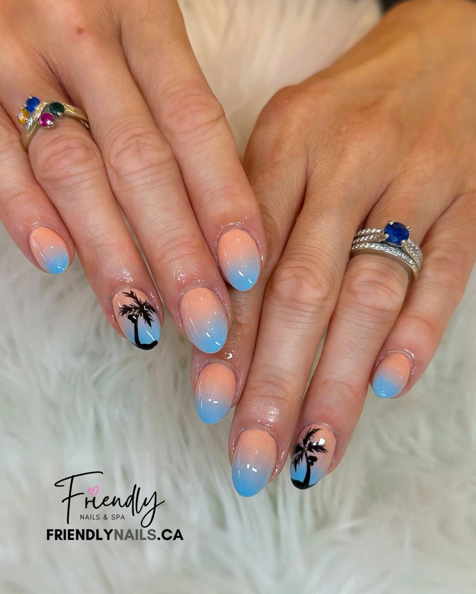 Summer nail design by Friendly Nails
